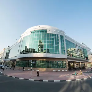 فندق هوليدي ان بر, دبي